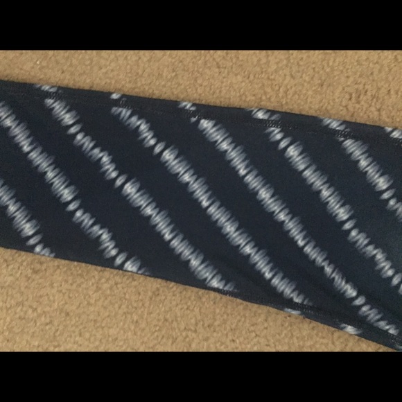 Inner Spirit - Size Small Athletic Leggings - Picture 2 of 2